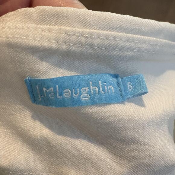 J.McLaughlin Shorts Womens 6 White Bermuda Pull On Stretch Back Pockets Comfort - Picture 2 of 11